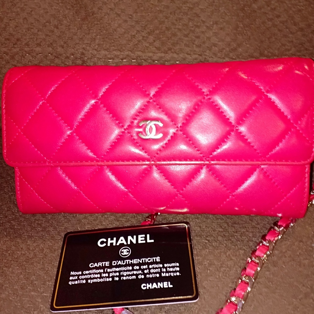 Chanel classic wallet flap